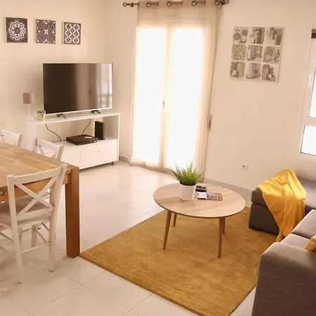 Sea Breeze Ii - Private Sea View Terrace And Office Apartamento