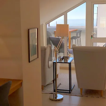 Апартаменты Sea Breeze Ii - Private Sea View Terrace And Office
